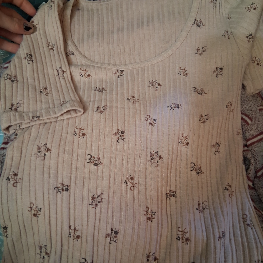 Old Navy Beige Floral Ribbed Top